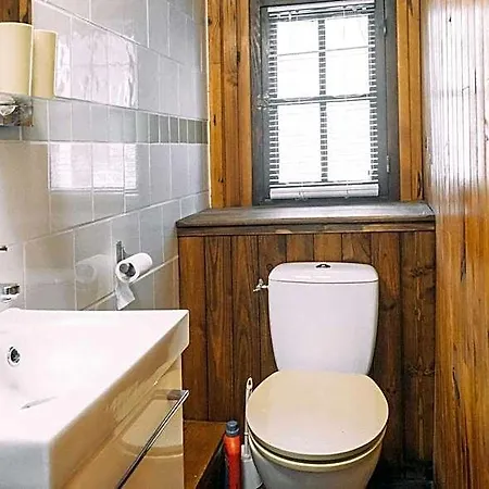 Les Ruisseaux Bed & Breakfast 4*